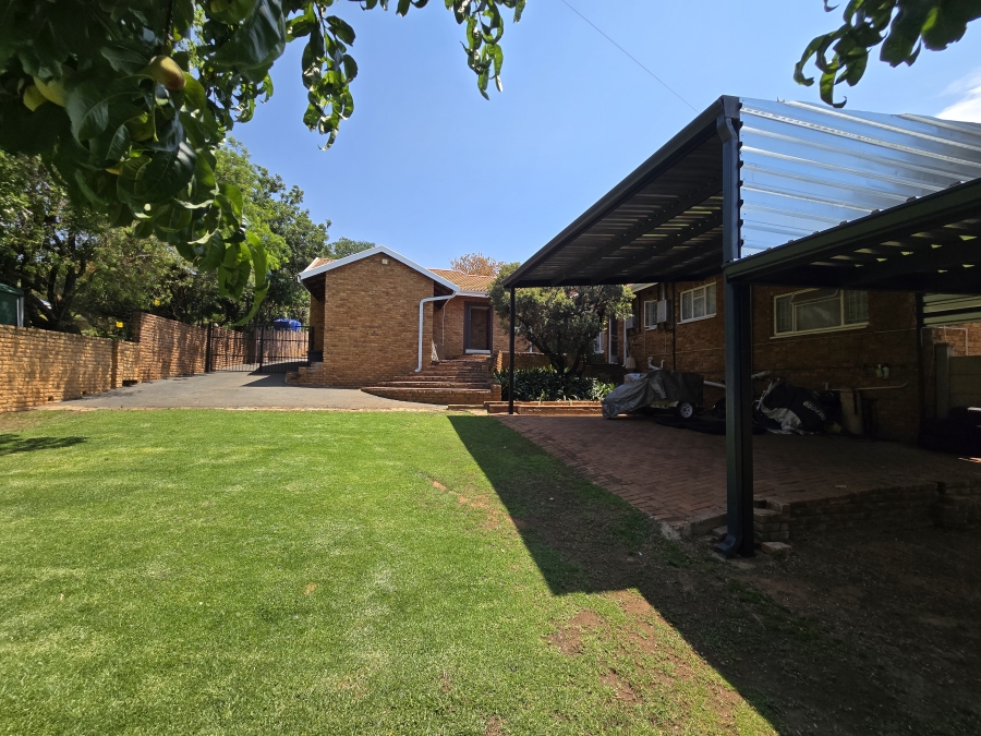 4 Bedroom Property for Sale in Doringkruin North West